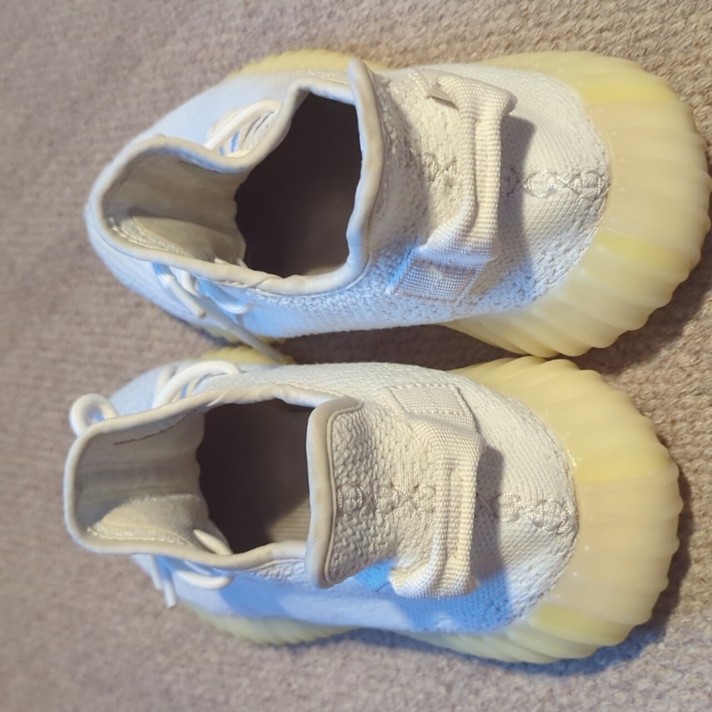 Adidas Yeezy Boost 350 V2 Cream Triple White Low Sneakers Mens Size 9 CP9366 - Picture 5 of 8